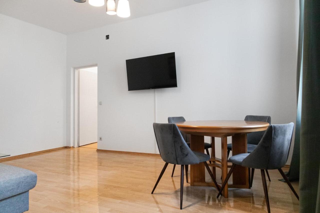 Welcoming 3Br Budget Apt. Well Connected Vienna Exterior photo